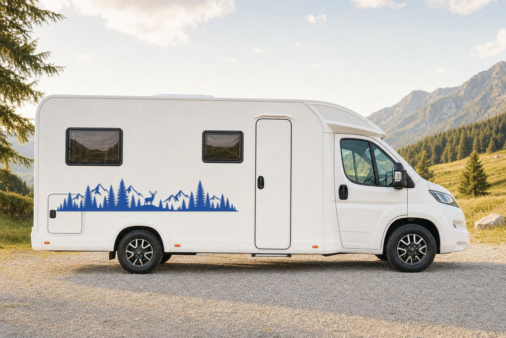 Seitenaufkleber „Wald mit Hirsch“ in Blau am Wohnmobil
