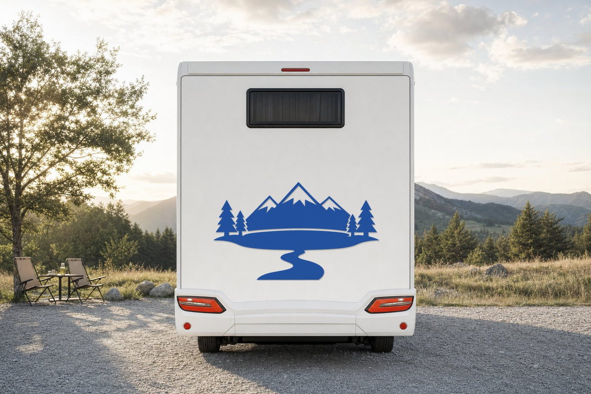 Berge-Aufkleber „Bergsee“ fürs Wohnmobil in Blau am Wohnmobil