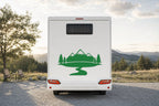 Berge-Aufkleber „Bergsee“ fürs Wohnmobil in Grün am Wohnmobil