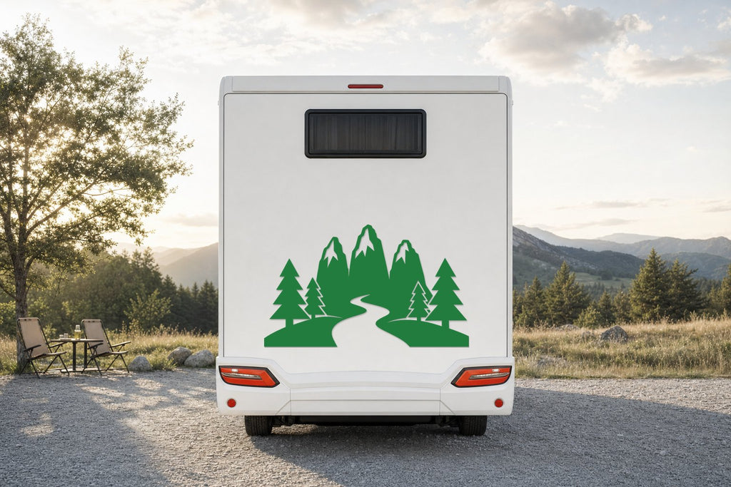 Berge-Aufkleber „Dolomiten“ fürs Wohnmobil in Grün am Wohnmobil