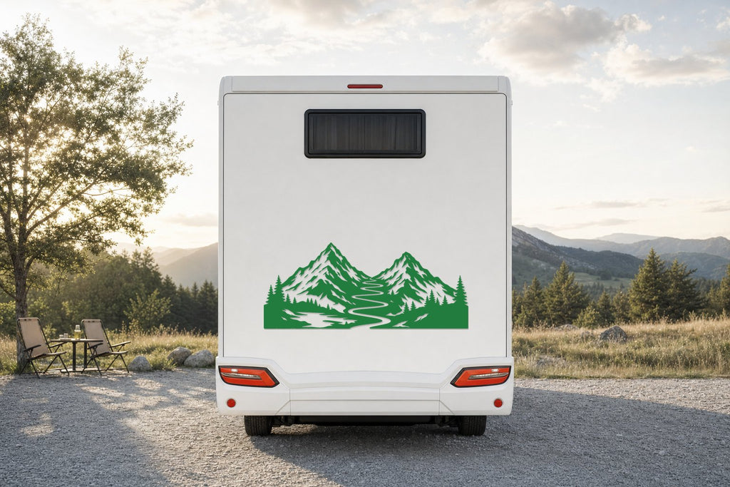 Berge-Aufkleber „Bergpfad“ fürs Wohnmobil in Grün am Wohnmobil