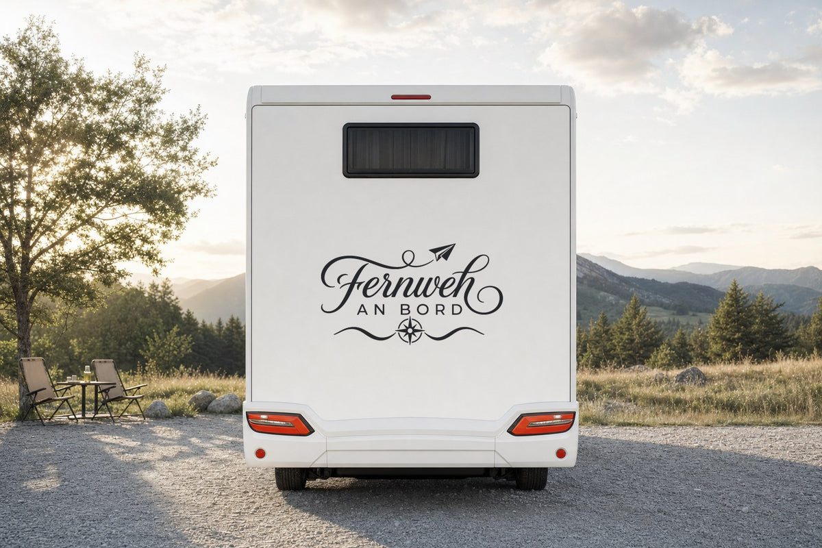 Wohnmobil-Aufkleber „Fernweh an Bord“ am Wohnmobil