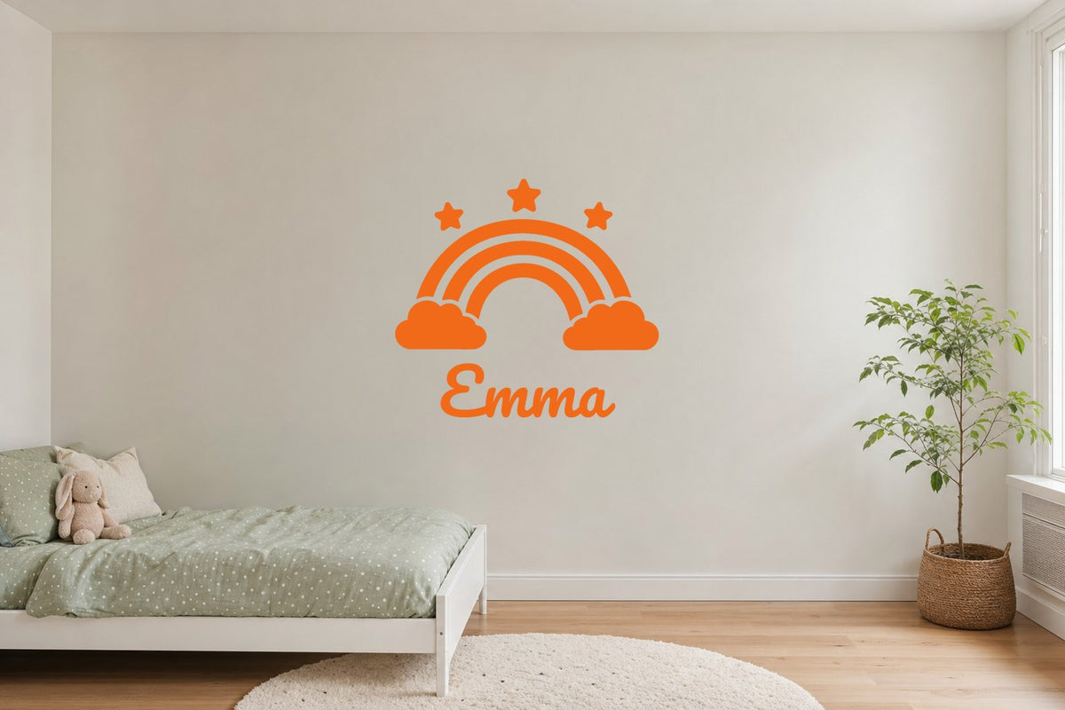 Wandtattoo Name mit Regenbogen fürs Kinderzimmer in Orange an der Wand